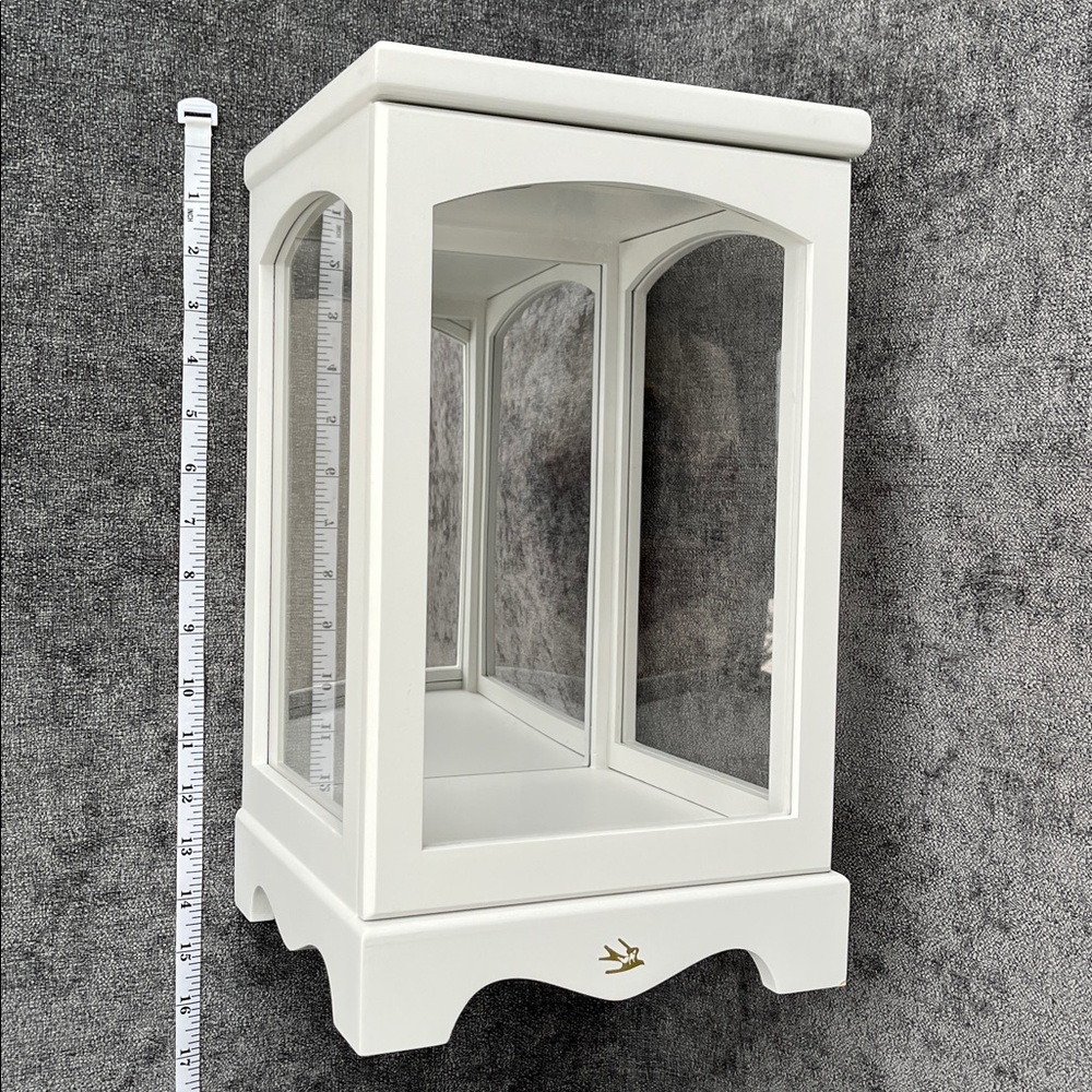 White Wooden Display Case with Mirrored Back - Picture 12 of 15